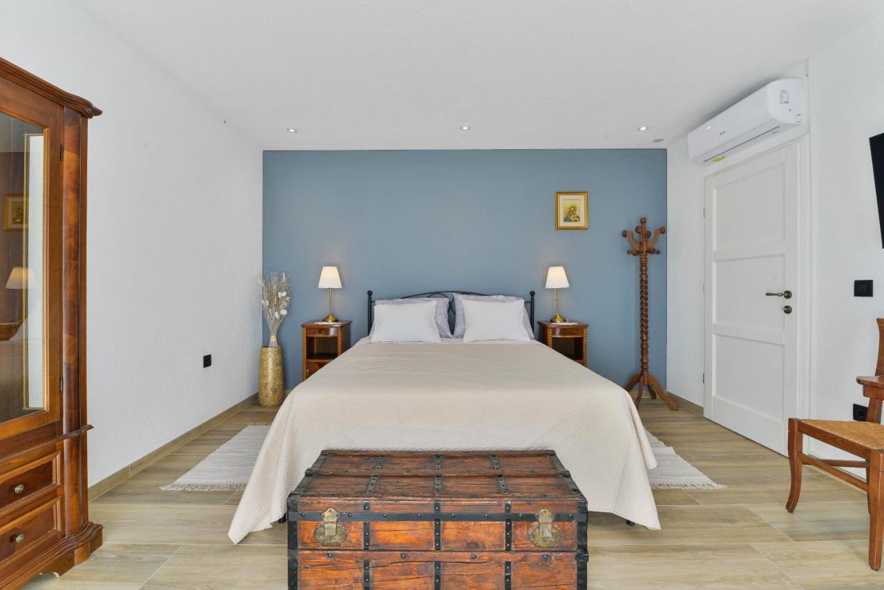 Modern Rustic Villa Kate เบนโควัส ภายนอก รูปภาพ