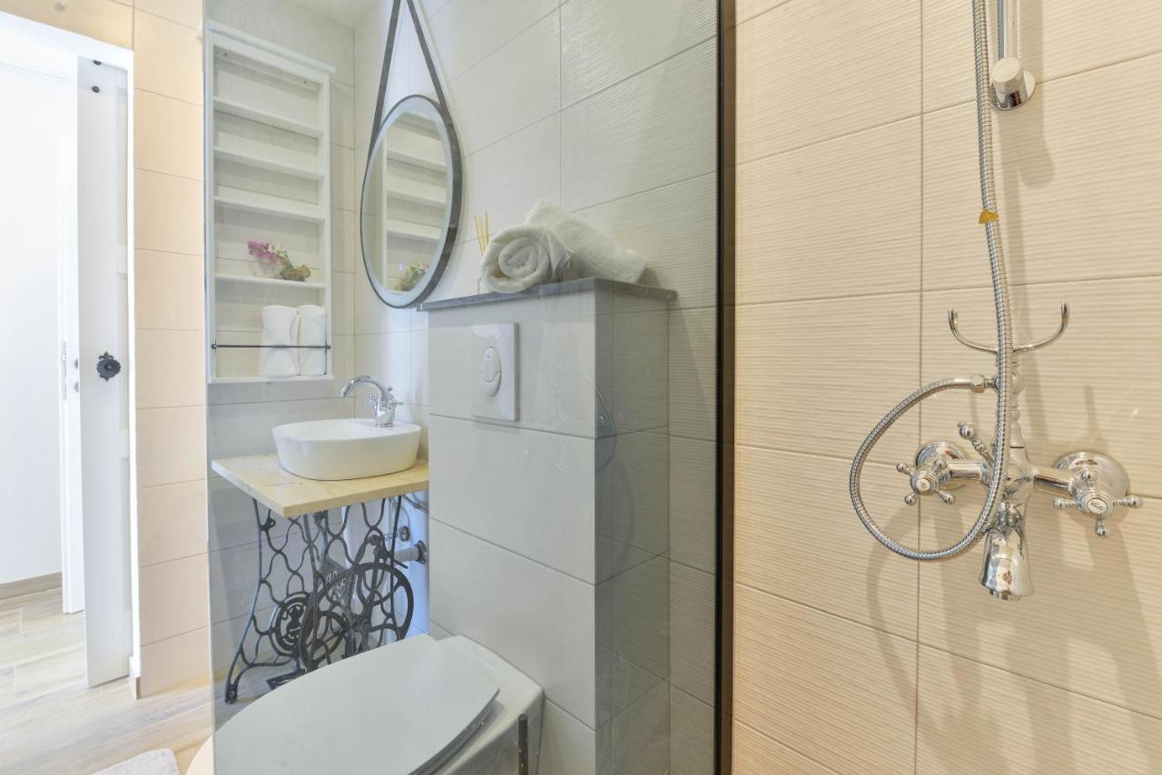 Modern Rustic Villa Kate เบนโควัส ภายนอก รูปภาพ